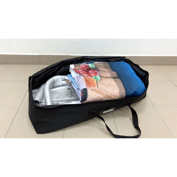 Präsentationswand aus stoff -  gefaltet in einer Tasche