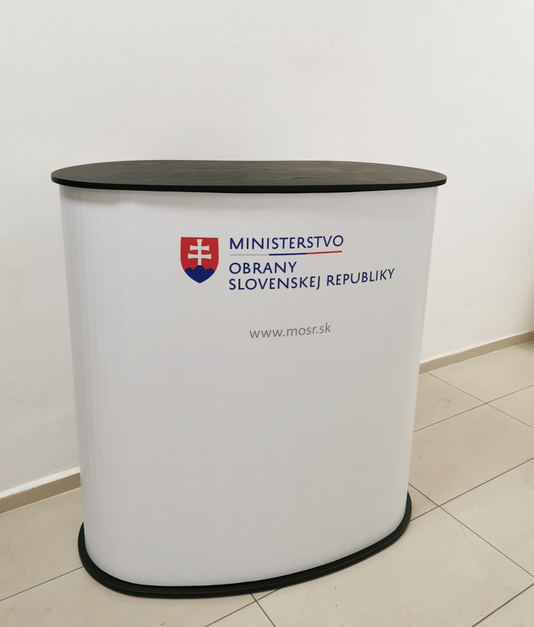 Präsentationstheke für das slowakische Verteidigungsministerium