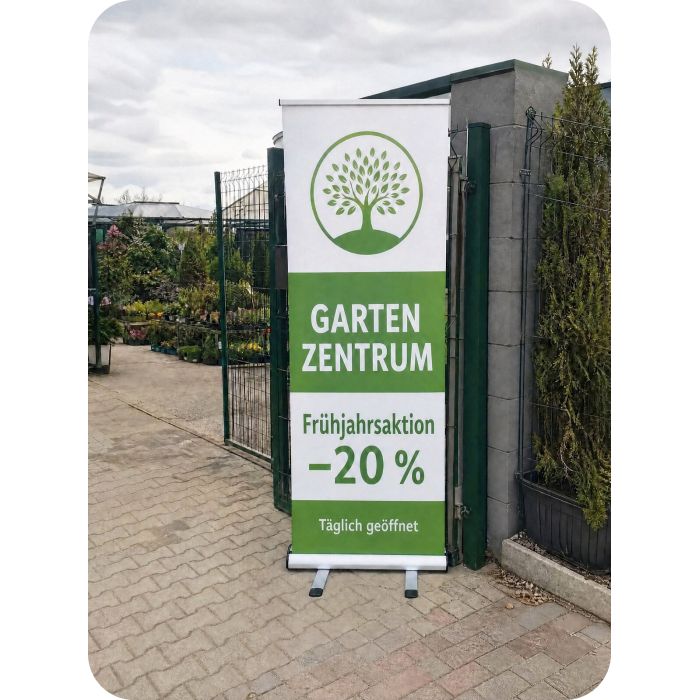 Roll Up Outdoor – am Eingang eines Gartencenters