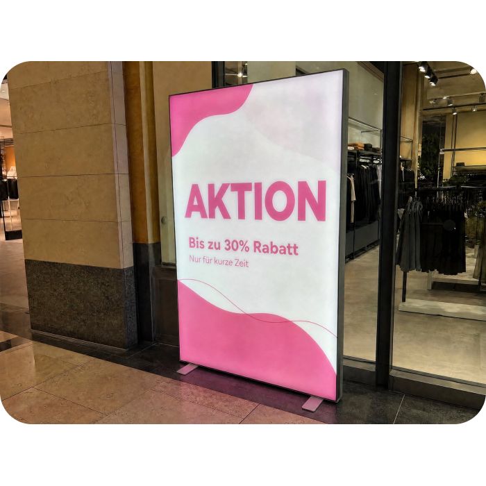 LED-Box – Aktion in einem Modegeschäft